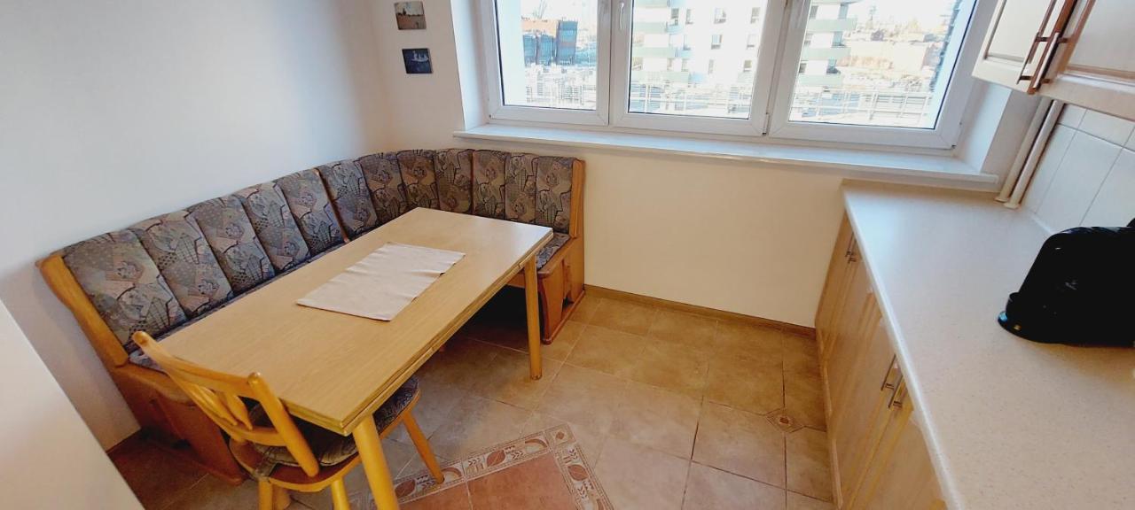 Central Apartments View Gdansk Bagian luar foto